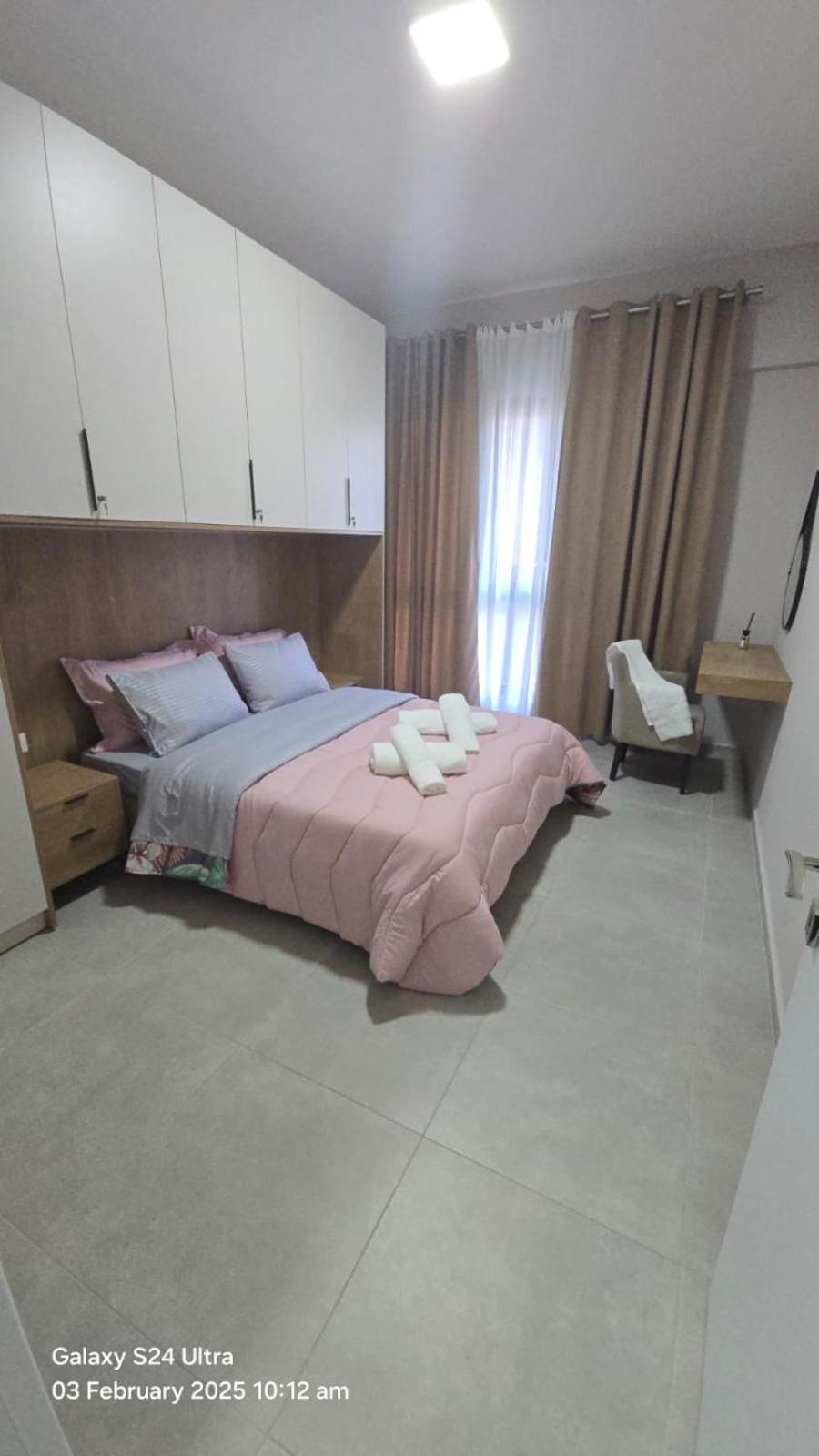 Luxurious Square 21 Leilighet Tiranë